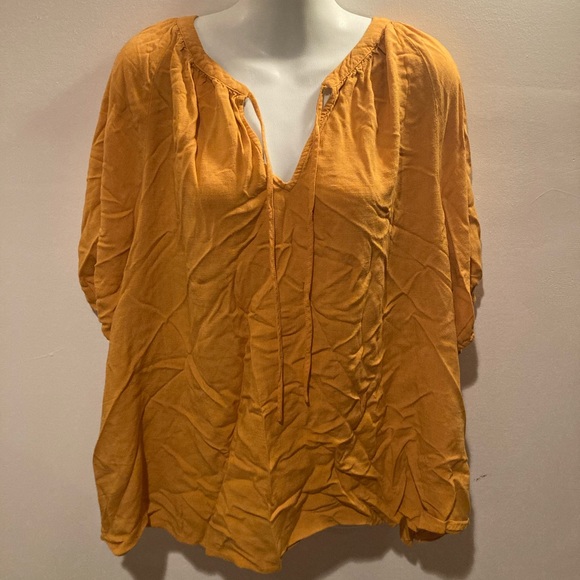 Ava and Viv 1X mustard yellow short sleeve viscose v neck with tie front blouse - Picture 2 of 6